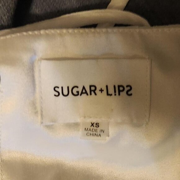 Romantic White Puff-Sleeve Mini Dress // Cottagecore Dream white mini, date nigh - Picture 3 of 8